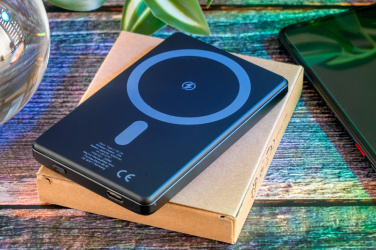 Logotrade Logogeschenke das Foto: Powerbank 5 000 mAh DONEZK