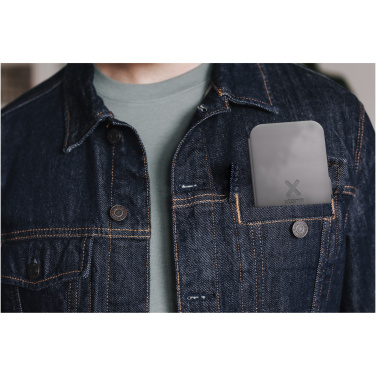 Logo trade promotional gifts image of: Xtorm XWF31 15W foldable 3-in-1 wireless travel charger