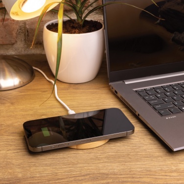 Logo trade advertising products picture of: Bamboo 15W wireless charger