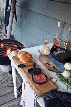 Logotrade promotional item image of: BBQ set with hamburger press and brush