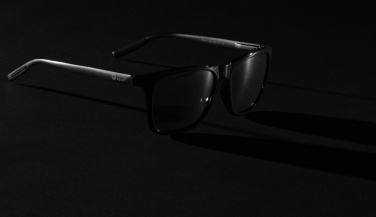 Logo trade business gifts image of: Swiss Peak RCS rplastic polarised sunglasses