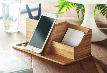 Logotrade advertising products photo of: Desktop wireless charger  10W GROOVY