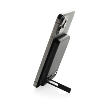 Logo trade corporate gift photo of: Zen RCS rplastic 5000 mah 5W magnetic bamboo powerbank