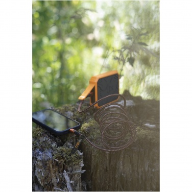 Logotrade ärikingituse foto: Xtorm XR201 Xtreme 10 000 mAh 20 W QC3.0 veekindel vastupidav akupank koos taskulambiga