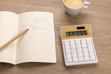 Logotrade firmakingi foto: Utah RCS taaskasutatud plastist ja bambusest kalkulaator