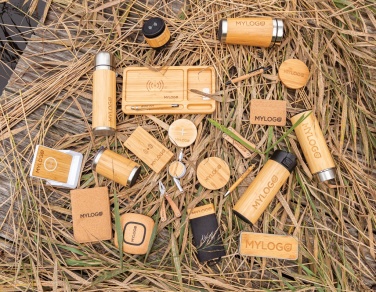Logotrade ärikingituse foto: Ontario RCS taaskasutatud plastist 10W alus