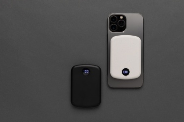 Logo trade ärikingid foto: MagBoost RCS taaskasutatud plastist 5000 mah magnetjõupank