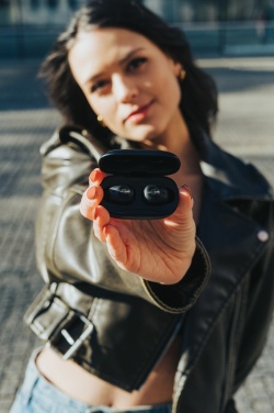 Logo trade firmakingi pilt: Urban Vitamin Palm Springsi RCS rplastist ENC kõrvaklapid