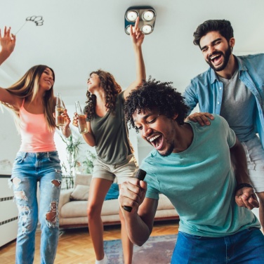 Logotrade meene foto: Singvibe RCS taaskasutatud plastikust karaokekomplekt topeltmikrofoniga