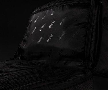 Logotrade reklaamtoote foto: Swiss Peak RFID-duffle kohvri avaga