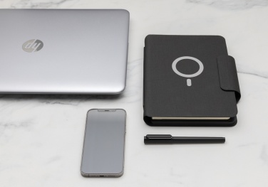 Logo trade reklaamkingituse pilt: Artic Magnetic 10W juhtmevaba laadimisega A5 sülearvuti