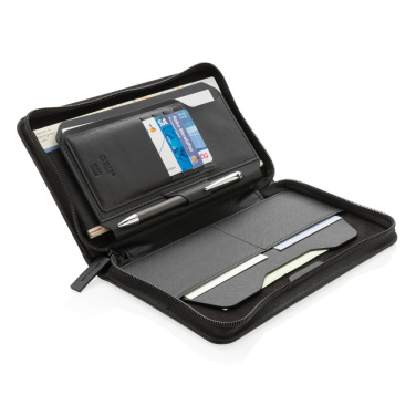 Logotrade firmakingi foto: Swiss Peak Heritage RCS rPU RFID reisirahakott