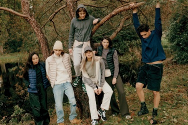 Logotrade firmakingid pilt: Iqoniq Meru naiste taaskasutatud polüestrist vest