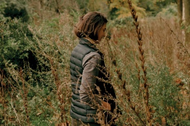 Logo trade ärikingitused foto: Iqoniq Meru naiste taaskasutatud polüestrist vest