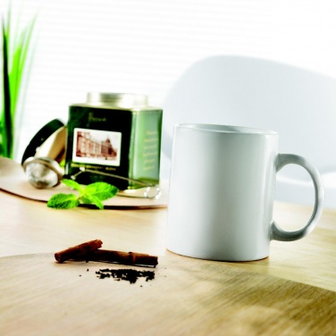 Logotrade meene foto: Klassikaline keraamiline kruus 300 ml