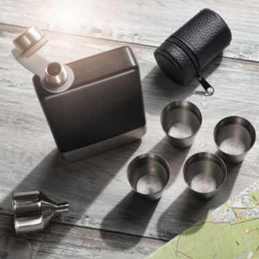 Logo trade reklaamtoote pilt: Plaskuga komplekt TAHAT Schwarzwolf