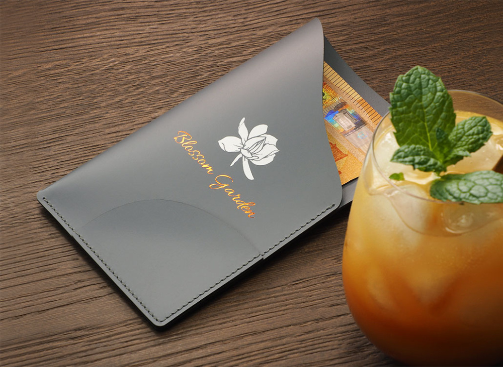 Logotrade firmakingituse foto: Arve kaaned 1592094