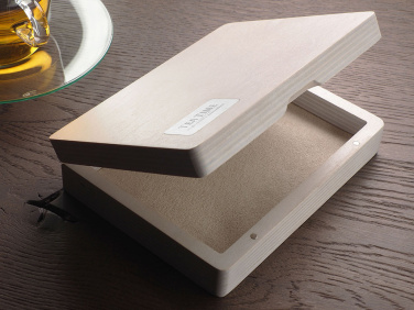 Logotrade ärikingituse foto: Puidust kast 1819121