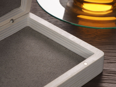 Logotrade firmakingituse foto: Puidust kast 1819121