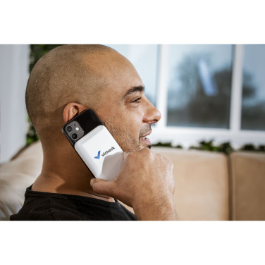 Logotrade reklaamtoote foto: Force Magnetic RCS taaskasutatud juhtmevaba akupank 5000