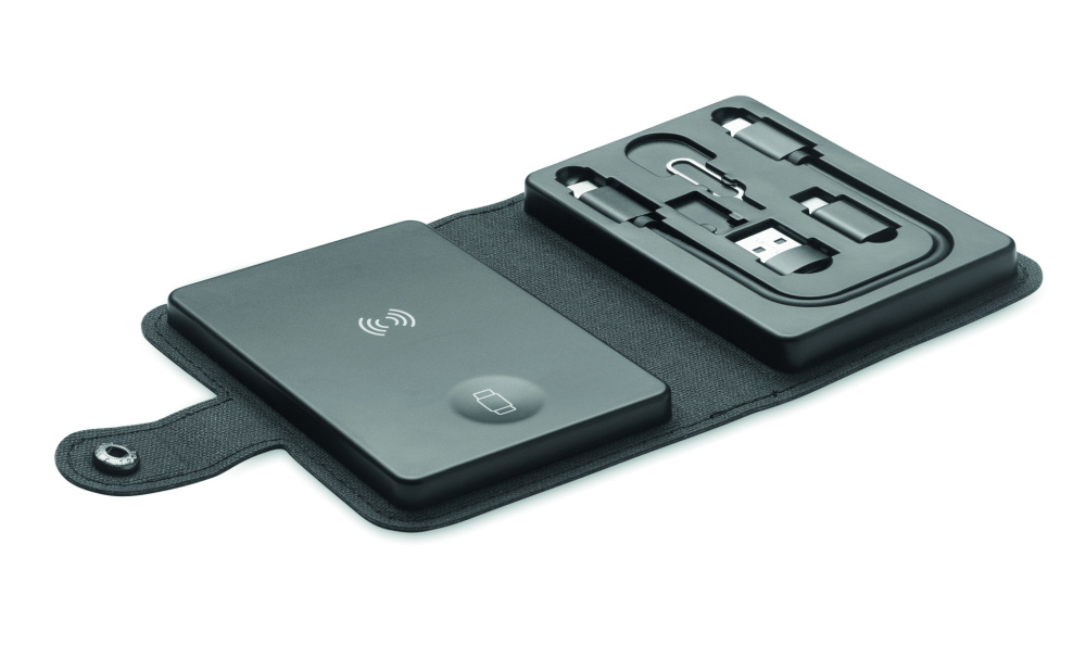 Logo trade reklaamkingitused foto: CAWATT 4 in 1 kaabli pistikute komplekt 15W