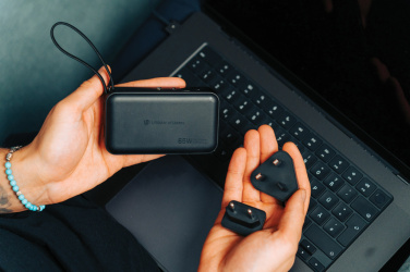Logotrade firmakingid pilt: Urban Vitamin Eureka hübriid GANcharger 10000mah akupank 65W