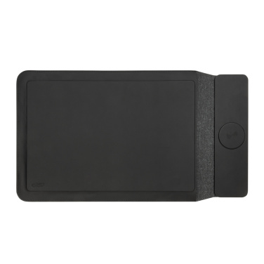 Logotrade reklaamtoote foto: Swiss Peak 15W magnetilise laadimisega sülearvutiümbris 14-15,6"