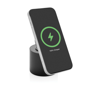 Logotrade reklaamkingituse foto: Magpulse RCS taaskasutatud plastist 3W kõlar magnetilise hoidikuga