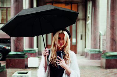 Logo trade firmakingitused foto: HITHERE kinkekomplekt termospudeli ja vihmavarjuga