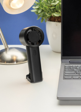 Logotrade ärikingid pilt: Twist RCS taaskasutatud plastist laetav kaasaskantav ventilaator