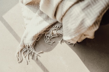 Logotrade liikelahjat kuva: VINGA Lenox torkkupeitto