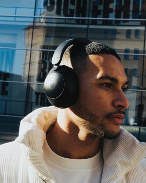 Logo trade liikelahjat mainoslahjat kuva: Urban Vitamin Cupertino RCS ANC kuulokkeet