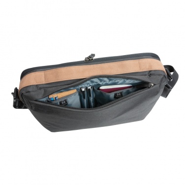 Logotrade liikelahja tuotekuva: Impact AWARE™ 300D two tone deluxe 15.6" laukku
