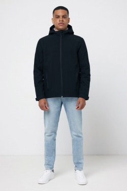 Logotrade liikelahjat kuva: Iqoniq Makalu miesten softshell takki R-polyesteristä