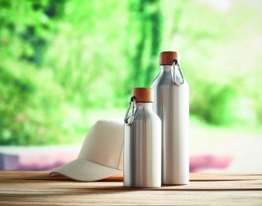 Logo trade mainoslahjat ja liikelahjat kuva: Juomapullo