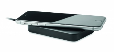 Logotrade mainoslahja tuotekuva: Magneettinen langaton laturi 15W, 5000 mAh