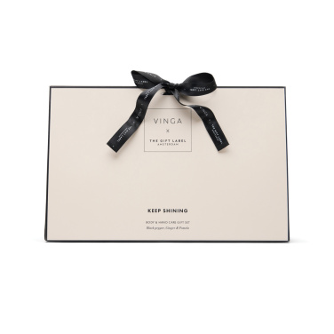 Logo trade mainoslahja kuva: VINGA x TGL -vartalo- ja käsienhoitosetti