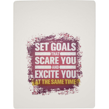 Logotrade mainoslahja ja liikelahja kuva: Clast A4-kokoinen kirjoitusalusta magneettisulkijalla ja RCS-kierrätetyllä kuulakärkikynällä (musta muste)