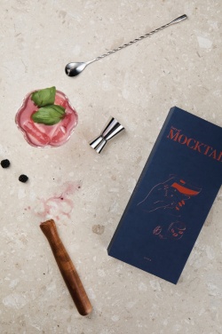 Logotrade korporatīvās dāvanas foto: VINGA kokteiļu aksesuāru komplekts