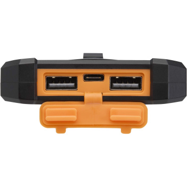 Logotrade ziemassvētku dāvanas foto: Altair 5000 mAh 10 W pārstrādātas plastmasas izturīga saules enerģijas pārnēsājamā baterija ar iebūvētu lukturīti