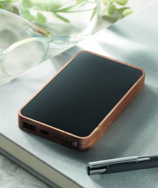 Logotrade kampanjprodukter bild: Powerbank 4.000mAh trådlös