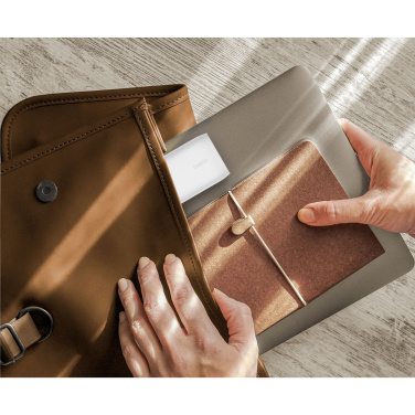 Logotrade kampanjprodukter bild: Belkin BoostCharge 3-portars väggladdare