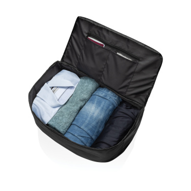 Logotrade kampanjprodukter bild: Swiss Peak Aware™ RPET 15,6 tum weekendväska
