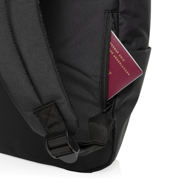 Logotrade kampanjprodukter bild: Swiss Peak Aware™ RPET Leonard 15,6 laptop ryggsäck