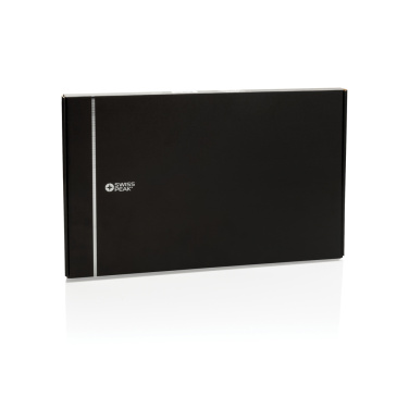 Logotrade kampanjprodukter bild: Swiss Peak 15W magnetiskt laddningsfodral för laptop 14-15,6