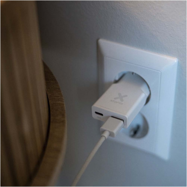 Logotrade reklamprodukter bild: Xtorm XG2SL025 Go2 SlimLine 25 W laddare