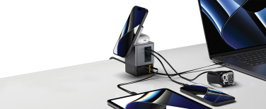 Logotrade reklamprodukter bild: Urban Vitamin Sacramento 105WGAN laddare med utdragbara kabl